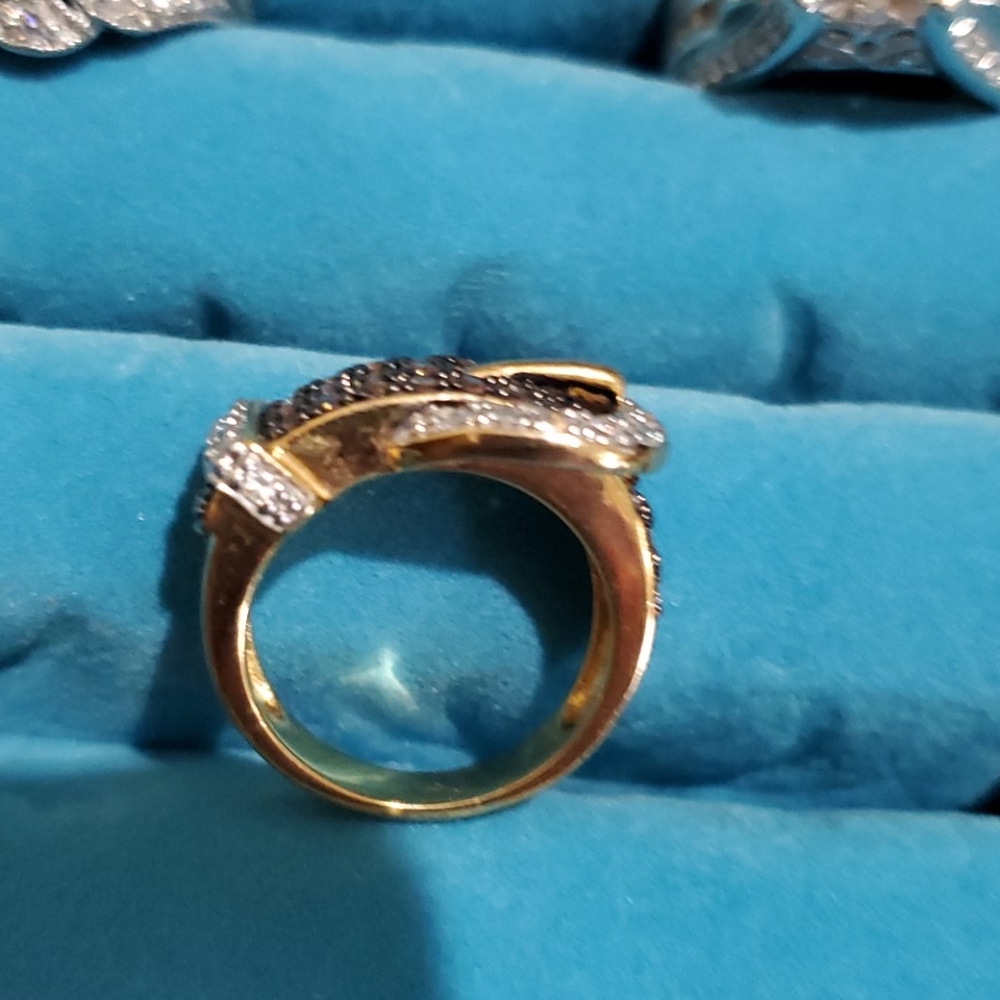 Ring - Picture 2 of 3